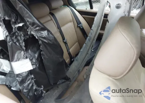 2003 BMW 325I из США, поврежденный, VIN WBAEV33413KL59127